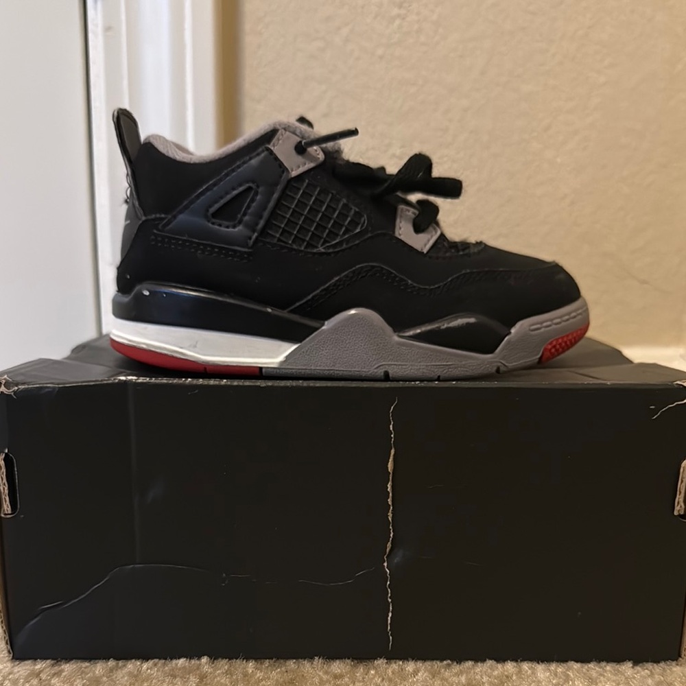 Jordan 4 Retro (TD)- White/Fire Red-Black-Tech Grey
